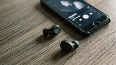 cheap wireless earbuds to buy