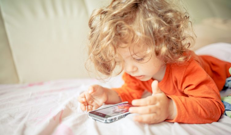 Best 10 Educational Apps for Toddlers and Preschool Age Kids